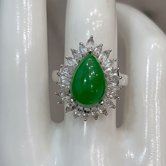 Burmese Green Jade White Topaz Sterling Silver Ring - Picture 2 of 10